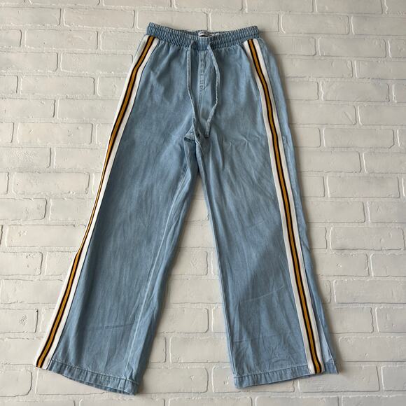 CACHE Women's Wide Leg Split Hem Vertical Stripe Light Wash Denim Jeans -sz 4 - Picture 1 of 7